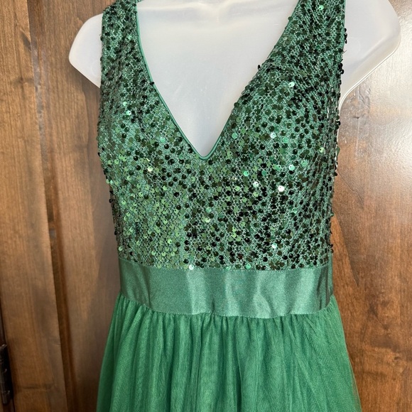 Ever-Pretty Green Sequin Maxi Dress High-Low Vneck Vback US Size 14 prom formal - Picture 7 of 8